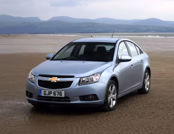 Chevrolet Cruze [UK-spec] (J300) '2009–12