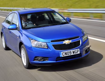 Chevrolet Cruze [UK-spec] (J300) '2009–12