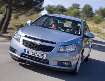 Chevrolet Cruze (J300) '2009–12
