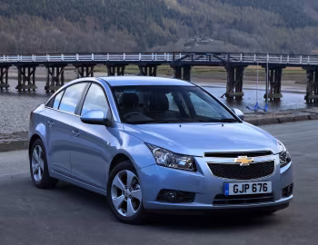 Chevrolet Cruze [UK-spec] (J300) '2009–12