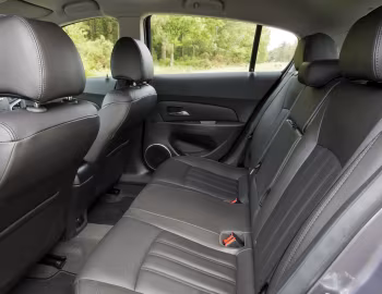 Interior Chevrolet Cruze Hatchback [UK-spec] (J300) '2011–12