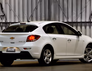 Chevrolet Cruze Sport6 (J300) '2012–14