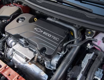 Bajo el capó Chevrolet Cruze Sport6 [Latam] '2017–19