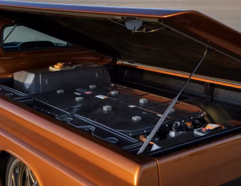 Sob o capô 1962 Chevrolet E-10 Concept '11.2019