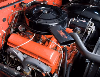 Bajo el capó 1960 Chevrolet El Camino (1180)