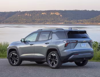 2025–pr. Chevrolet Equinox LT [North America] '2024–pr.