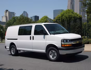 2018–pr. Chevrolet Express Cargo Van