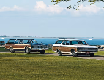 Ford LTD Country Squire, Chevrolet Kingswood Estate