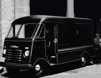 1948 Chevrolet Dubl-Duti Step-Van by Grumman Olson (FU-3942)