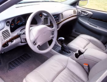 Panel frontal 2000–05 Chevrolet Impala LS [North America] '1999–2005