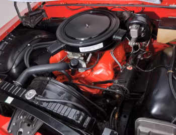Bajo el capó 1960 Chevrolet Impala 348/280 HP Super Turbo-Thrust Convertible (1867)
