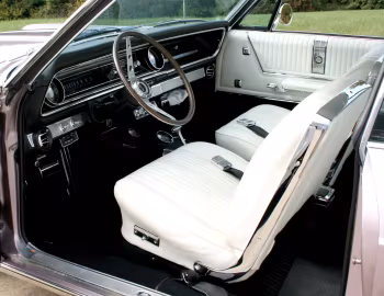 Interior 1965 Chevrolet Impala 409 HP Super Sport Coupe (16637)