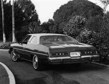 1976 Chevrolet Impala Custom Coupe (1B L47)