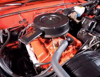 Bajo el capó 1961 Chevrolet Impala SS 409 Convertible (1867)