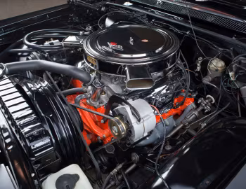 Bajo el capó 1964 Chevrolet Impala SS 409 Convertible