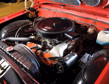 Bajo el capó 1962 Chevrolet Impala SS 409 Convertible (1867)
