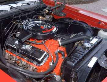 Bajo el capó 1968 Chevrolet Impala SS 427 Convertible (16867)