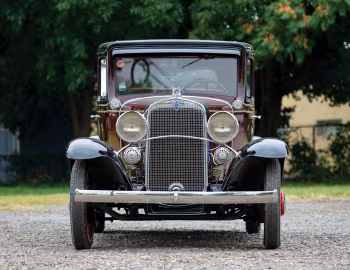 1931 Chevrolet Independence 5-passenger Coupe (21AE)