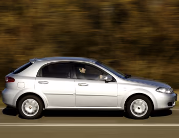Chevrolet Lacetti Hatchback SX [UK-spec] '01.2005–05.2011