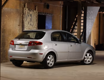 2004–07 Chevrolet Optra5 [Canada] '2004–07