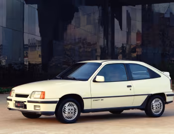 Chevrolet Kadett GS 3-door '1989–91