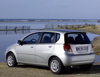 Chevrolet Kalos 5-door (T200) '2005–08