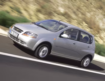 Chevrolet Kalos 5-door (T200) '2005–08