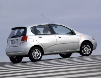 Chevrolet Kalos 5-door (T200) '2005–08