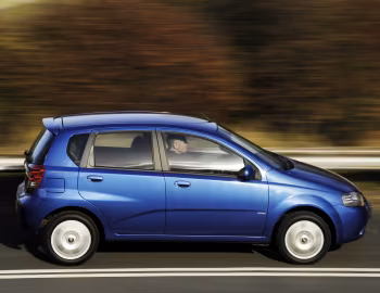 Chevrolet Kalos 5-door [UK-spec] (T200) '2005–08