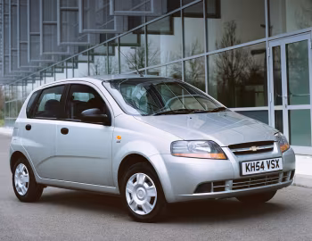 Chevrolet Kalos 5-door [UK-spec] (T200) '2005–08