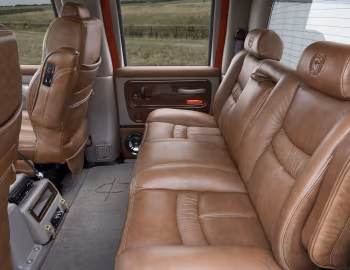 Interior Chevrolet Kodiak C4500 Crew Cab Pickup Monroe Conversion '2006–09