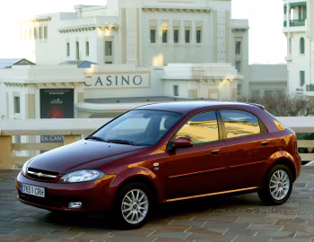 Chevrolet Lacetti Hatchback CDX [EU-spec] '2004–13
