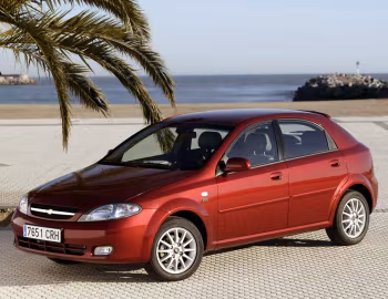 Chevrolet Lacetti Hatchback CDX [EU-spec] '2004–13