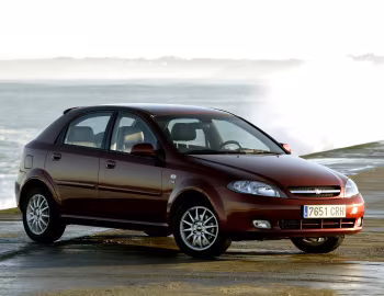 Chevrolet Lacetti Hatchback CDX [EU-spec] '2004–13