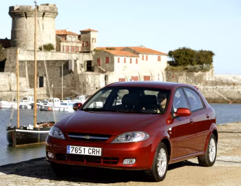 Chevrolet Lacetti Hatchback CDX [EU-spec] '2004–13