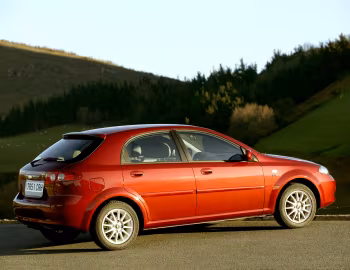 Chevrolet Lacetti Hatchback CDX [EU-spec] '2004–13