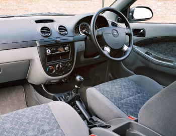 Panel frontal Chevrolet Lacetti Hatchback SE [UK-spec] '01.2005–05.2011