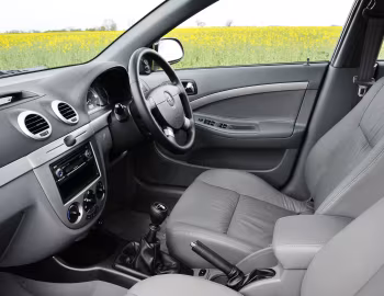 Interior Chevrolet Lacetti Hatchback Sport [UK-spec] '01.2008–06.2009