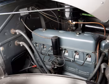 Bajo el capó 1936 Chevrolet Master DeLuxe Coupe (FD)