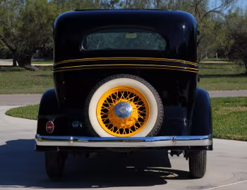 1933 Chevrolet Master Eagle Sedan (CA) '12.1932–33