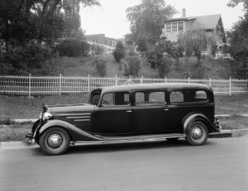 1934 Chevrolet Master Hearse by William Pfeiffer Auto & Carriage Works (DA)