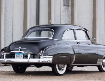 1950 Chevrolet DeLuxe Styleline 2-door Sedan (HK-2102 1011)