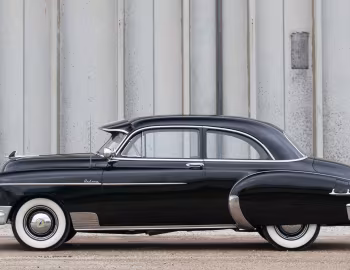 1950 Chevrolet DeLuxe Styleline 2-door Sedan (HK-2102 1011)