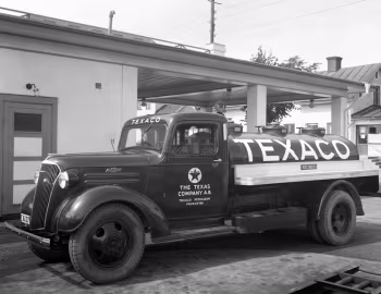 1937 Chevrolet Model SD Tanker