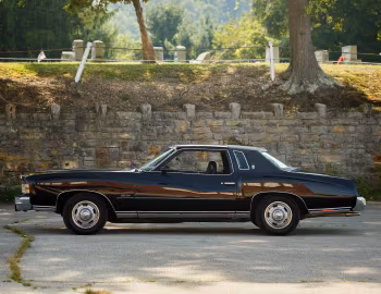 1974 Chevrolet Monte Carlo Landau (1H 57)