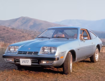 1977 Chevrolet Monza 2+2 (1H R07)