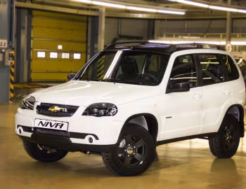 Chevrolet Niva Special Edition "Black&White" (212300-55) '11–12.2016