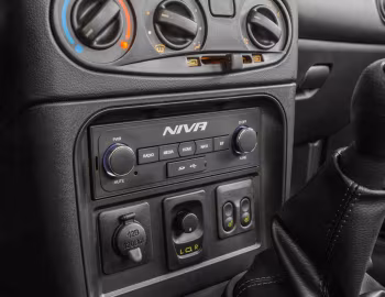 Interior Chevrolet Niva GLC Multimedia (212300-55) '03.2019–06.2020