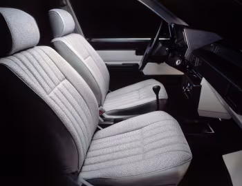 Interior 1988 Chevrolet Nova Twin Cam (1S L19)
