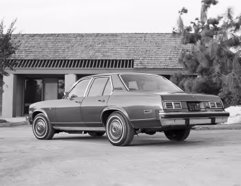 1975 Chevrolet Nova LN Sedan (1Y Y69)